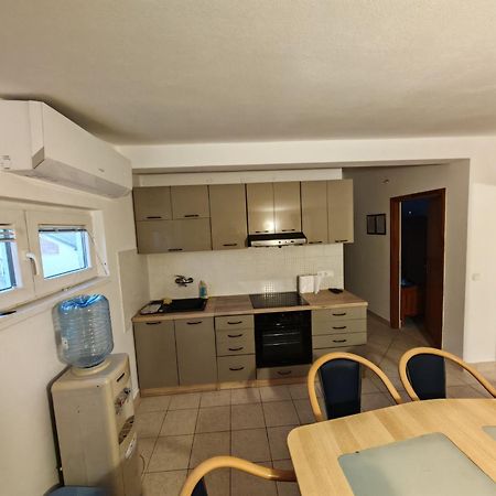 Apartman Maja Vir Exterior foto